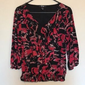 By Style and Co. Pretty ruffled V neck top. Size L